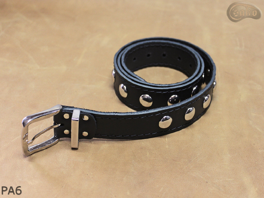 PA6 leather strap with 17 mm decorative rivets