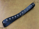 Kožený pásek na kalhoty/sukně PA6 s ozdobnými nýty 17 mm