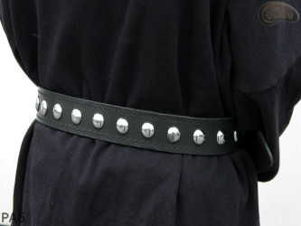 PA6 leather strap with 17 mm decorative rivets