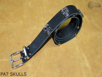 PA7 bőr öv koponyákkal