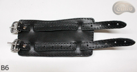 Náramek B06