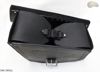 LEATHER SADDLEBAG S66 SKULL H-D SOFTAIL