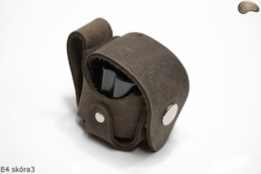 E4 BROWN3 holster case for the cylinder/magazine of the 1873 Colt Peacemaker revolver, caliber .44
